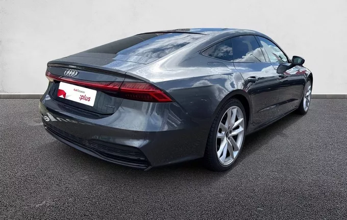AUDI A7 Sportback 55 TFSIe 367 S tronic 7 Quattro Competition extérieur trois quart arrière droit 3013409