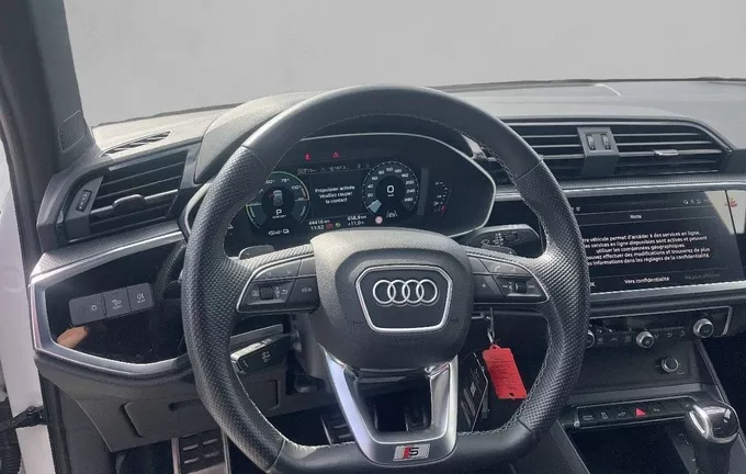 AUDI Q3 45 TFSIe 245 ch S tronic 6 S line photo 12 551129