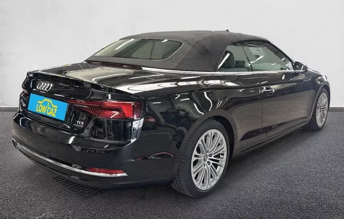 AUDI A5 Cabriolet 2.0 TDI 190 S tronic 7 Quattro Design Luxe extérieur trois quart arrière droit 2130565