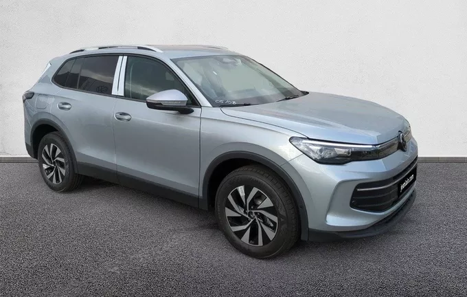 VOLKSWAGEN TIGUAN 1.5 eHybrid 204ch DSG6 VW Edition extérieur trois quart avant droit 5528