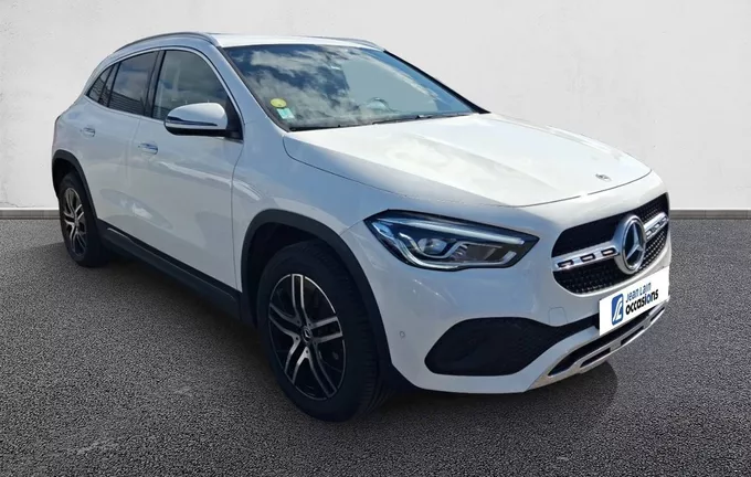 MERCEDES GLA 200 d 8G-DCT Progressive Line extérieur trois quart avant droit 2125879
