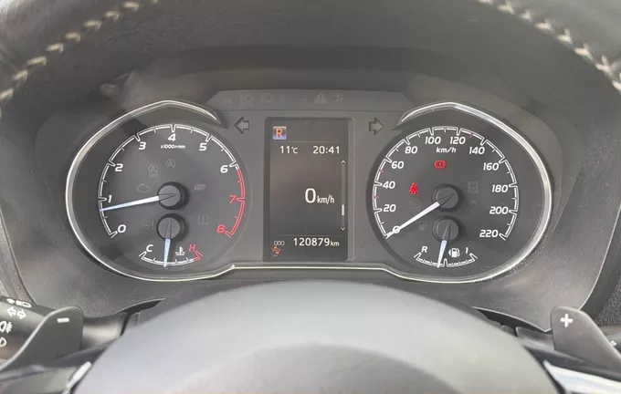 TOYOTA YARIS 110 VVT-i CVT Design photo 16 1103250