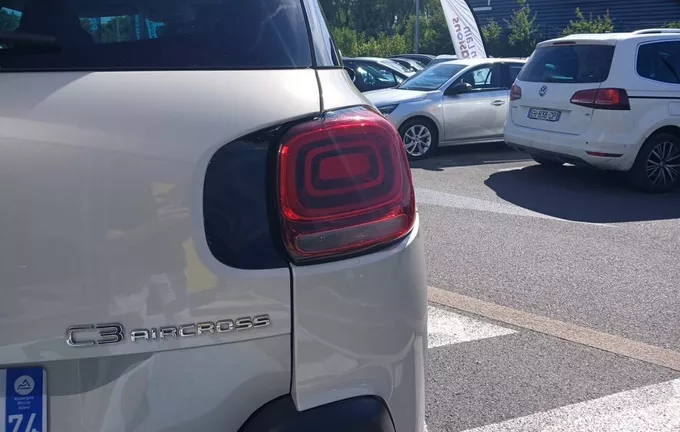 CITROEN C3 AIRCROSS PureTech 130 S&S EAT6 Shine photo 17 945384