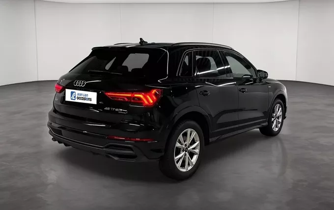 AUDI Q3 45 TFSIe 245 ch S tronic 6 S line extérieur trois quart arrière droit 2132315