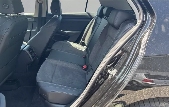 VOLKSWAGEN GOLF 1.5 eTSI EVO2 116 DSG7 Style extérieur arrière 2129393