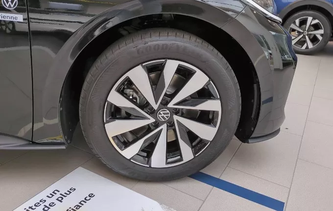 VOLKSWAGEN ID.3 50 kWh Life photo 9 9719