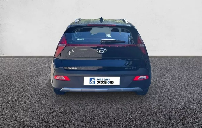 HYUNDAI BAYON 1.0 T-GDi 100 Hybrid 48V Initia extérieur arrière 13926