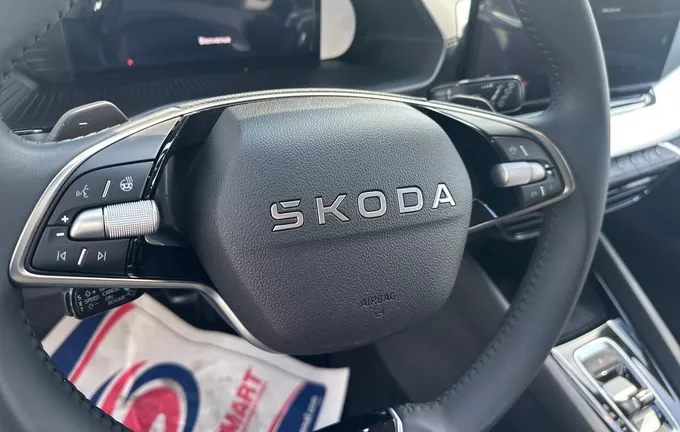 SKODA OCTAVIA Combi 1.5 TSI Hybrid 150 ch ACT DSG7 Clever photo 12 2280