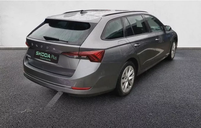 SKODA OCTAVIA Combi 2.0 TDI 150 ch DSG7 Ambition extérieur avant 