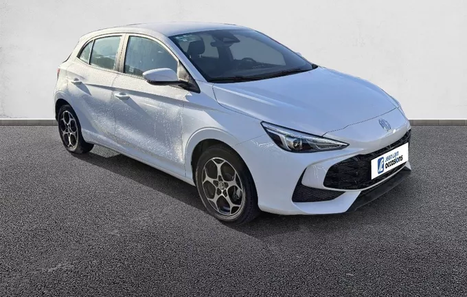 MG MG3 1.5 L Hybrid+ 195 ch Comfort extérieur trois quart avant droit 601347
