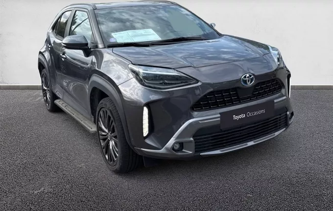 TOYOTA YARIS CROSS Hybride 116h AWD-i Trail (marchepieds standardisés) extérieur trois quart avant droit 1103800