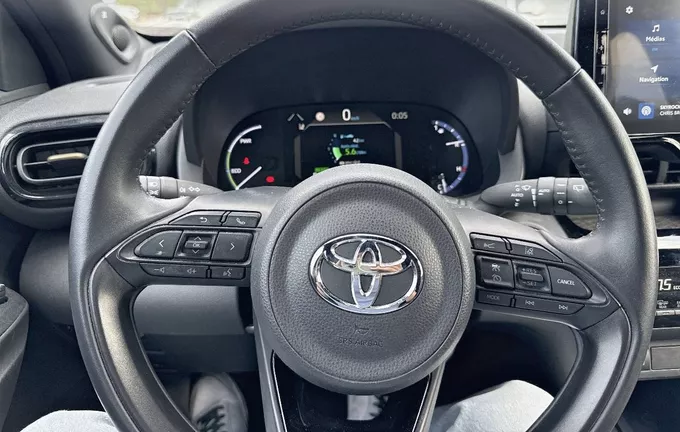 TOYOTA YARIS CROSS Hybride 116h AWD-i Trail (marchepieds standardisés) photo 12 1103800