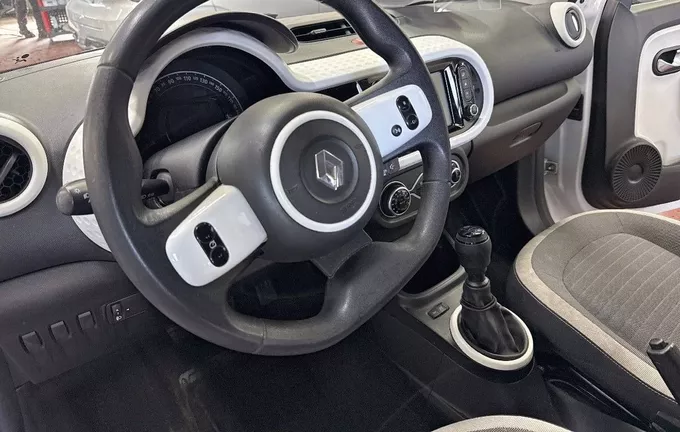RENAULT TWINGO III SCe 65 Equilibre photo 11 2126096