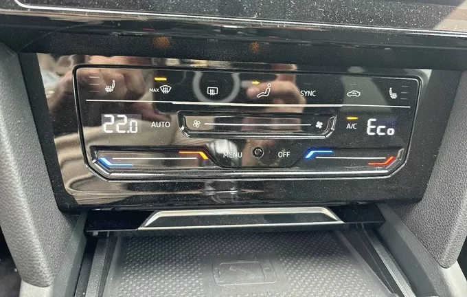 VOLKSWAGEN ARTEON Shooting Brake 1.4 eHybrid Rechargeable OPF 218 DSG6 R-Line photo 14 2506