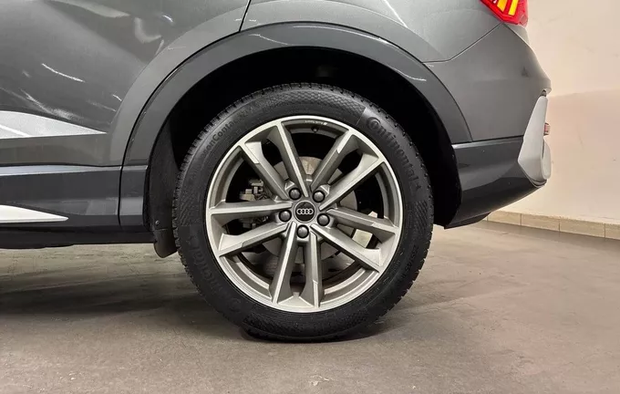 AUDI Q3 Sportback 45 TFSI 230 ch S tronic 7 Quattro S line photo 9 2131029