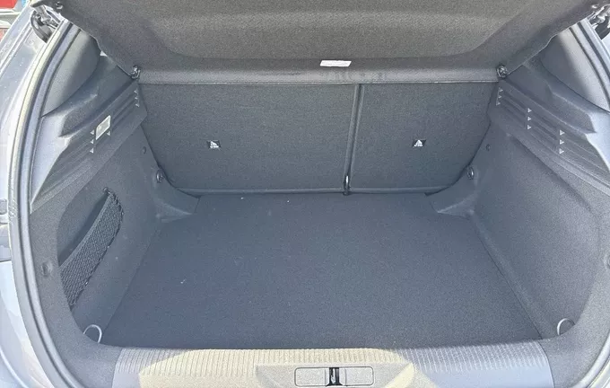 PEUGEOT 308 Hybrid 145 e-DCS6 Allure extérieur arrière 945184