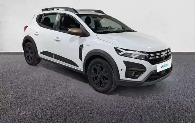 DACIA SANDERO TCe 110 Stepway Extreme + extérieur trois quart avant droit 946074