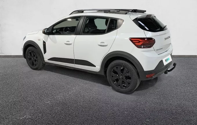 DACIA SANDERO TCe 110 Stepway Extreme + extérieur trois quart arrière gauche 946074