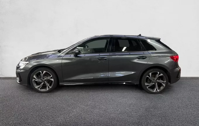 AUDI A3 Sportback 40 TDI 200 S tronic 7 Quattro S Line extérieur côté gauche 212687