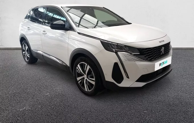 PEUGEOT 3008 PureTech 130ch S&S BVM6 Allure Pack extérieur trois quart avant droit 2125355