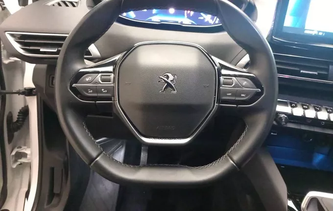 PEUGEOT 3008 PureTech 130ch S&S BVM6 Allure Pack photo 9 2125355