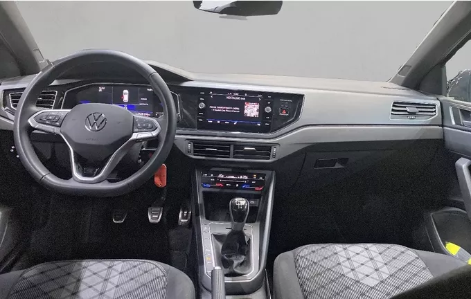 VOLKSWAGEN POLO 1.0 TSI 95 S&S BVM5 R-Line Edition extérieur trois quart avant droit 2131851