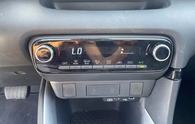 TOYOTA YARIS Hybride 116h Active photo 14 1103585