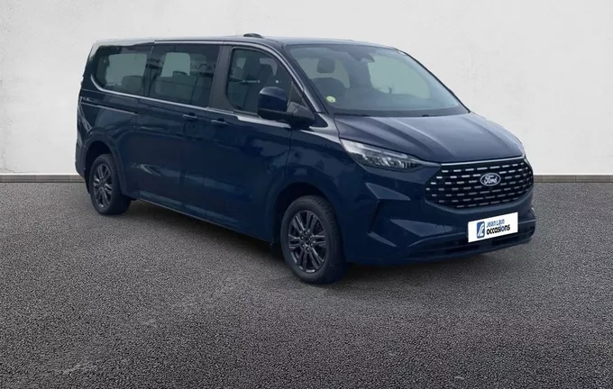 FORD TOURNEO Custom 320 L2H1 2.0 EcoBlue 150 ch Titanium extérieur trois quart avant droit 106301