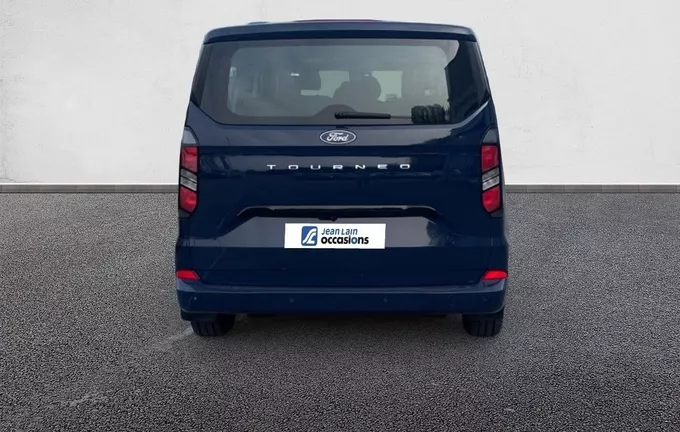 FORD TOURNEO Custom 320 L2H1 2.0 EcoBlue 150 ch Titanium extérieur arrière 106301