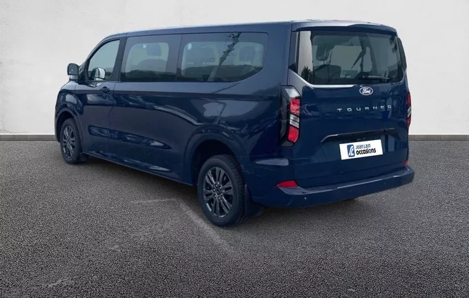 FORD TOURNEO Custom 320 L2H1 2.0 EcoBlue 150 ch Titanium extérieur trois quart arrière gauche 106301