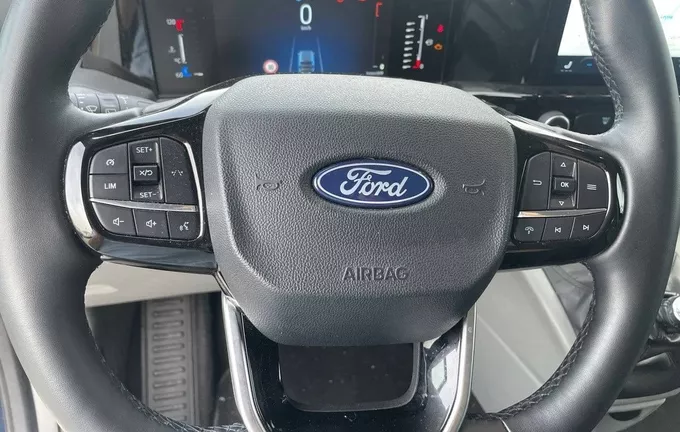 FORD TOURNEO Custom 320 L2H1 2.0 EcoBlue 150 ch Titanium photo 12 106301