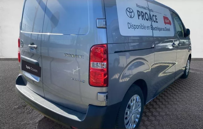 TOYOTA PROACE ELECTRIQUE FOURGON PROACE ELECTRIC MEDIUM 75KWH START extérieur trois quart arrière droit 838387