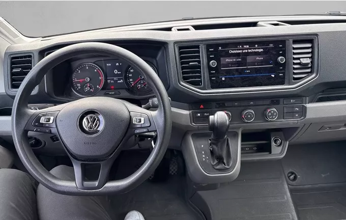 VOLKSWAGEN UTILITAIRES CRAFTER VAN 35 L4H3 2.0 TDI 140 CH BVA BUSINESS extérieur trois quart avant droit 106068
