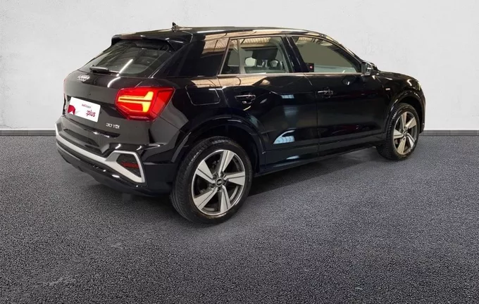 AUDI Q2 30 TDI 116 S tronic 7 Advanced extérieur trois quart arrière droit 2127759