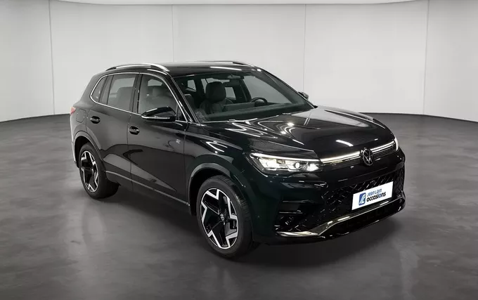 VOLKSWAGEN TIGUAN 2.0 TDI 150ch DSG7 R-Line Exclusive extérieur trois quart avant droit 2131642