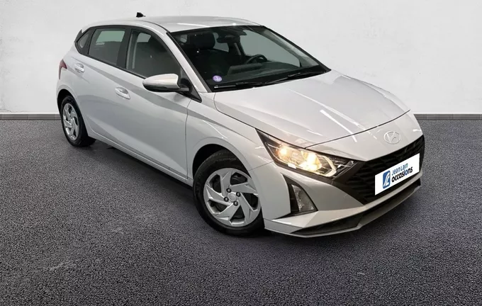 HYUNDAI I20 1.2 79 Initia extérieur trois quart avant droit 13456