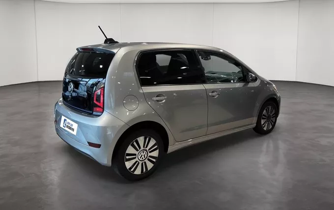 VOLKSWAGEN E-UP! e-UP Electrique extérieur trois quart arrière droit 2132018