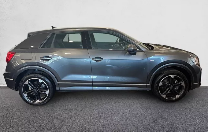 AUDI Q2 35 TDI 150 S tronic 7 S line extérieur côté droit 2130976
