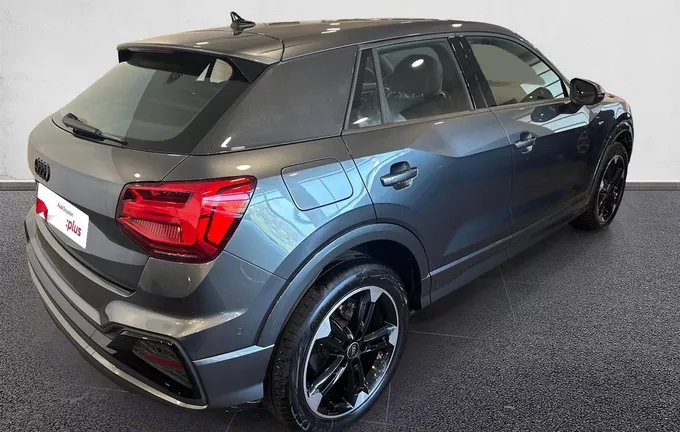 AUDI Q2 35 TDI 150 S tronic 7 S line extérieur trois quart arrière droit 2130976