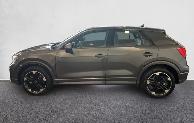 AUDI Q2 35 TDI 150 S tronic 7 S line extérieur côté gauche 2130976