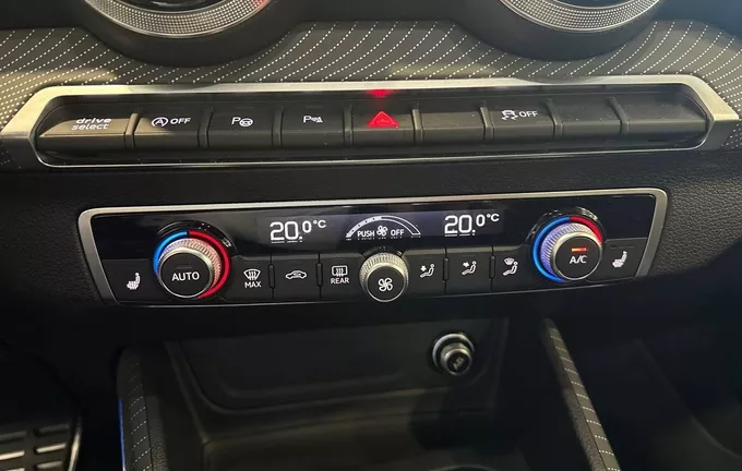 AUDI Q2 35 TDI 150 S tronic 7 S line photo 14 2130976