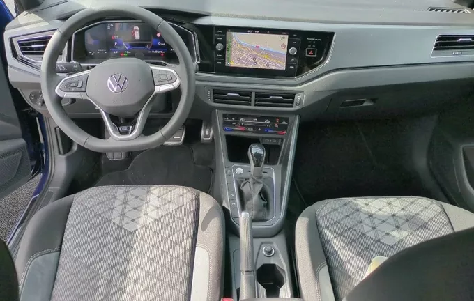 VOLKSWAGEN POLO 1.0 TSI 116 S&S DSG7 R-Line Edition photo 18 1943
