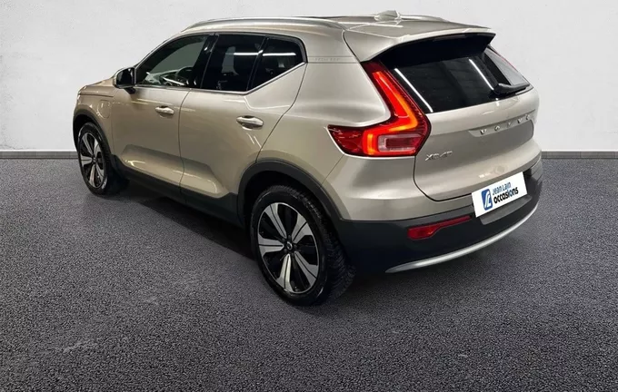VOLVO XC40 T4 Recharge 129+82 ch DCT7 Ultimate extérieur trois quart arrière gauche 2125862