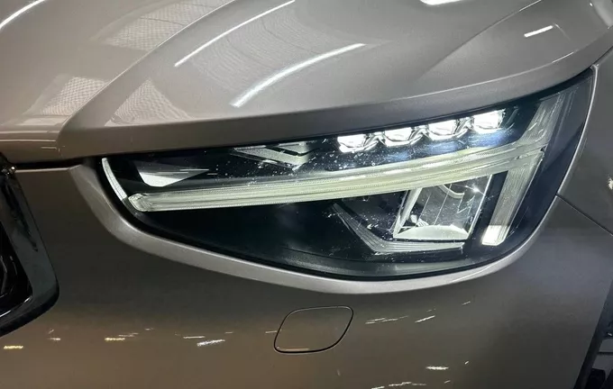 VOLVO XC40 T4 Recharge 129+82 ch DCT7 Ultimate photo 21 2125862