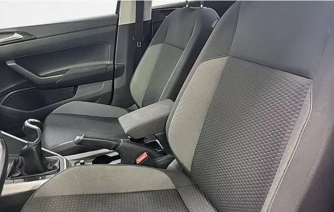 VOLKSWAGEN TAIGO 1.0 TSI 95 BVM5 Life extérieur trois quart arrière droit 2129706