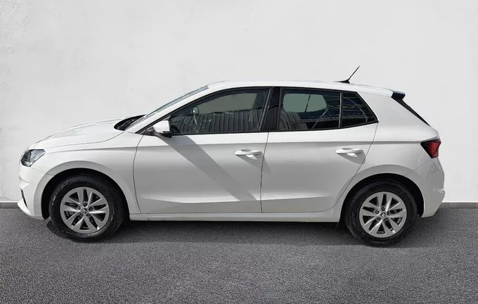 SKODA FABIA 1.0 TSI 110 ch DSG7 Ambition extérieur trois quart arrière gauche 2125812