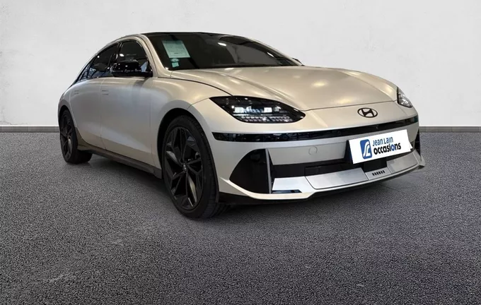 HYUNDAI IONIQ 6 77 kWh HTRAC - 325 ch First Edition extérieur trois quart avant droit 13503