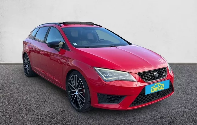SEAT LEON ST 2.0 TSI 290 DSG6 extérieur trois quart avant droit 212883