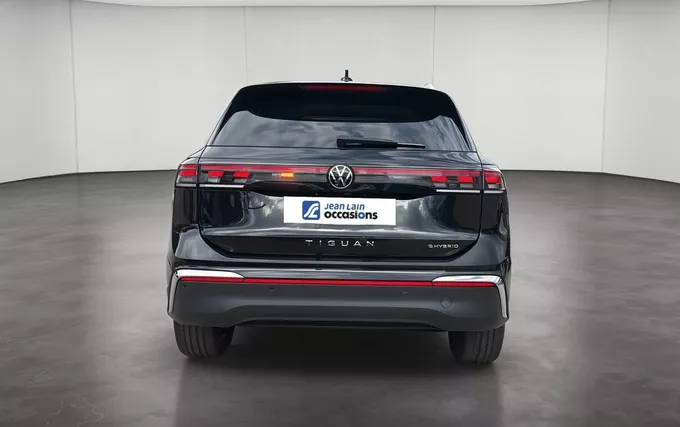 VOLKSWAGEN TIGUAN 1.5 eHybrid 272ch DSG6 Elegance extérieur arrière 2130983