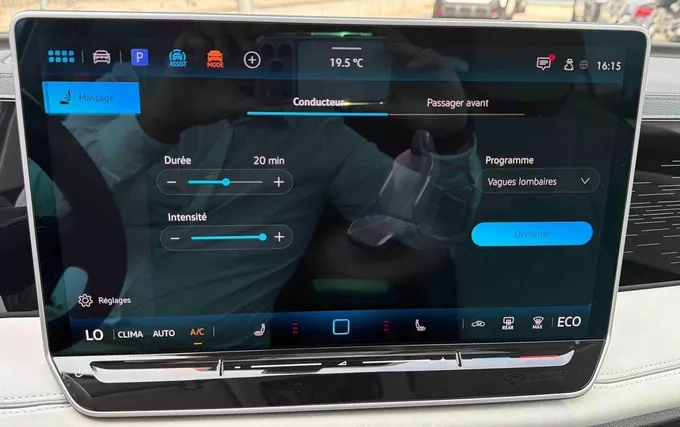 VOLKSWAGEN TIGUAN 1.5 eHybrid 272ch DSG6 Elegance photo 31 2130983